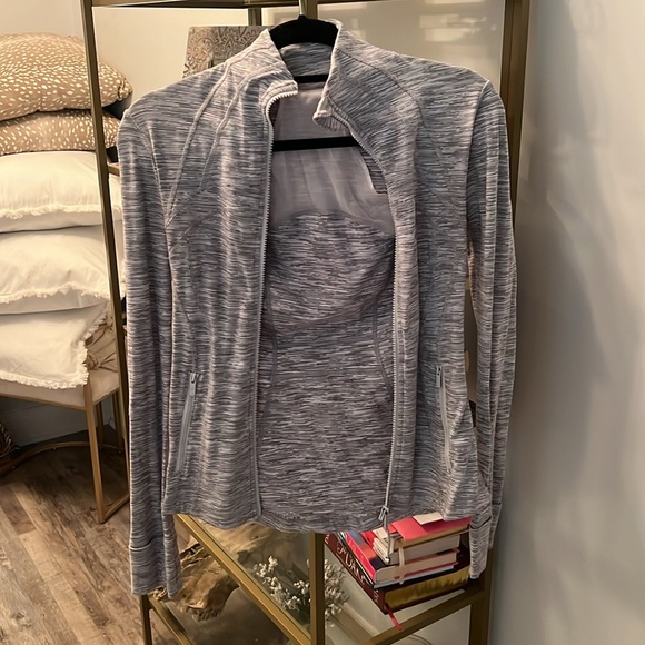 Lululemon Define Jacket - Picture 3 of 4